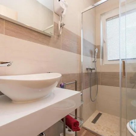 Bra I Premium With Outdoor Pool And Sauna - Quadruple Appartement *