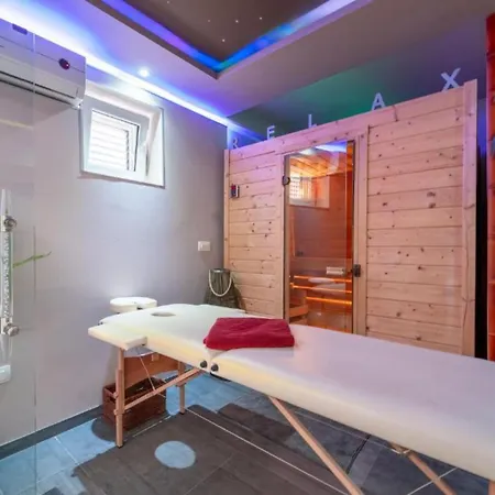 Bra I Premium With Outdoor Pool And Sauna - Quadruple Sukošan